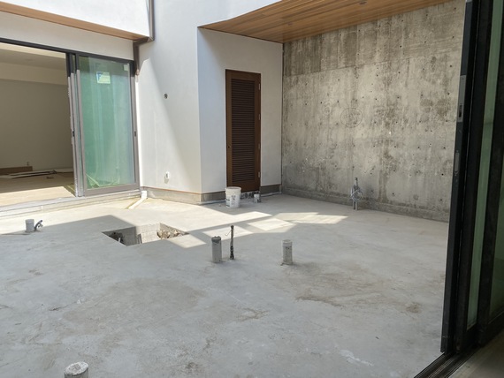 Yard before ShrubHub landscape design