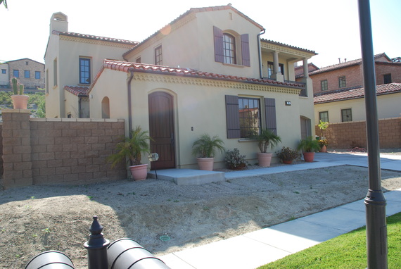 Yard before ShrubHub landscape design